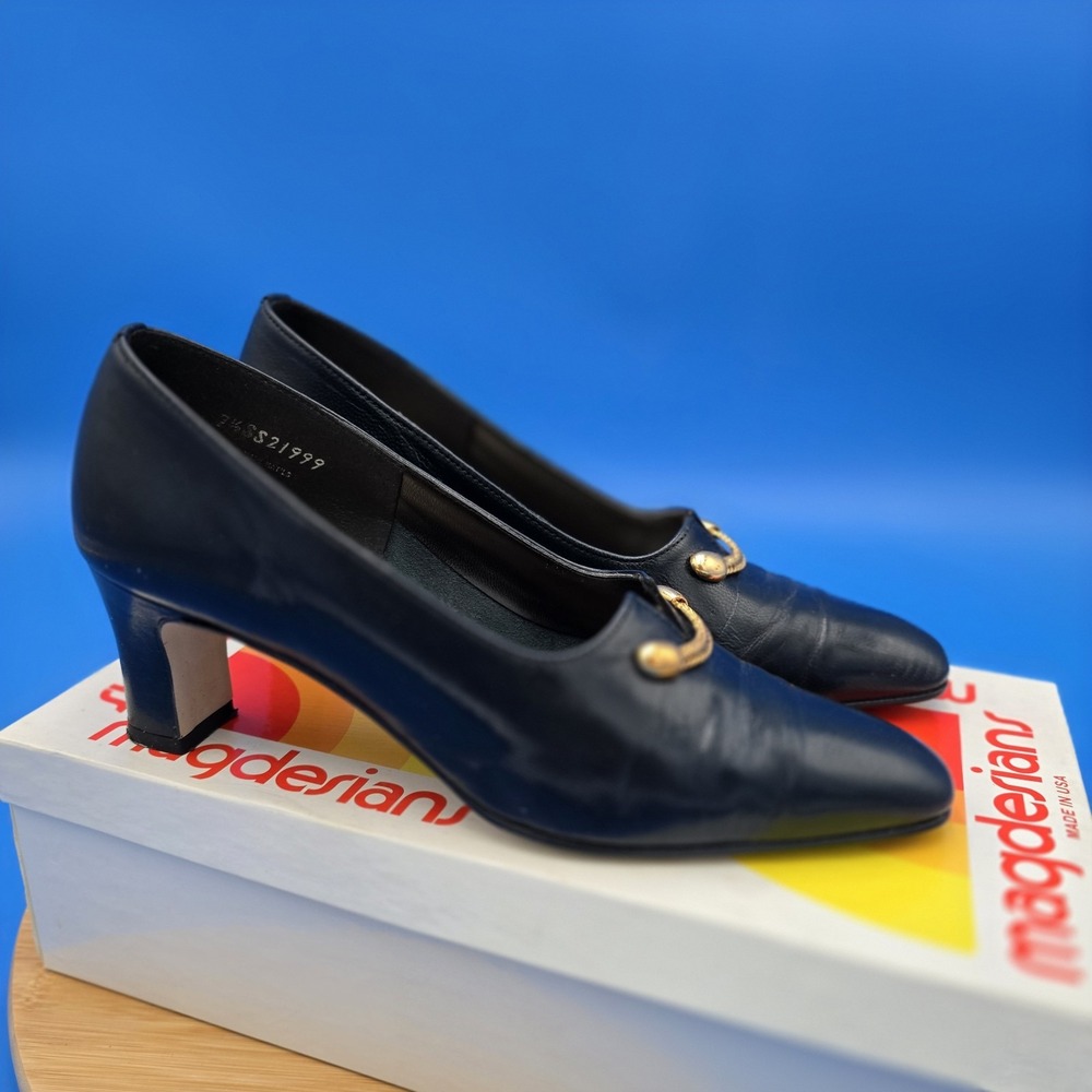 Vintage Magdesians‎ Navy Pumps Women's 7.5 SS Slim